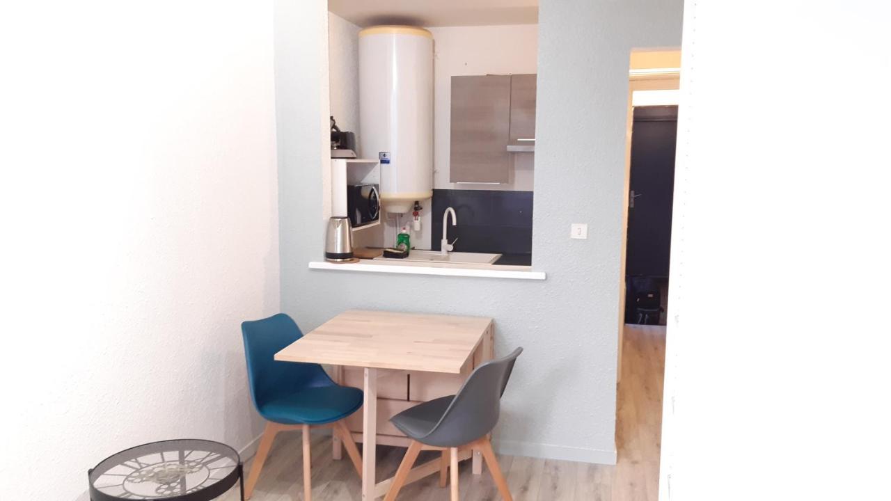 Studio 302 Au 15 Rue Battant A Besancon Bagian luar foto