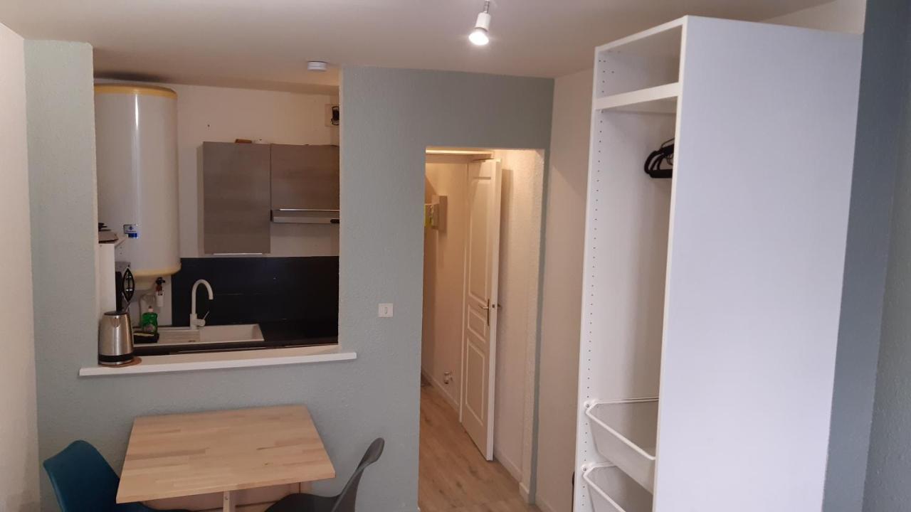 Studio 302 Au 15 Rue Battant A Besancon Bagian luar foto
